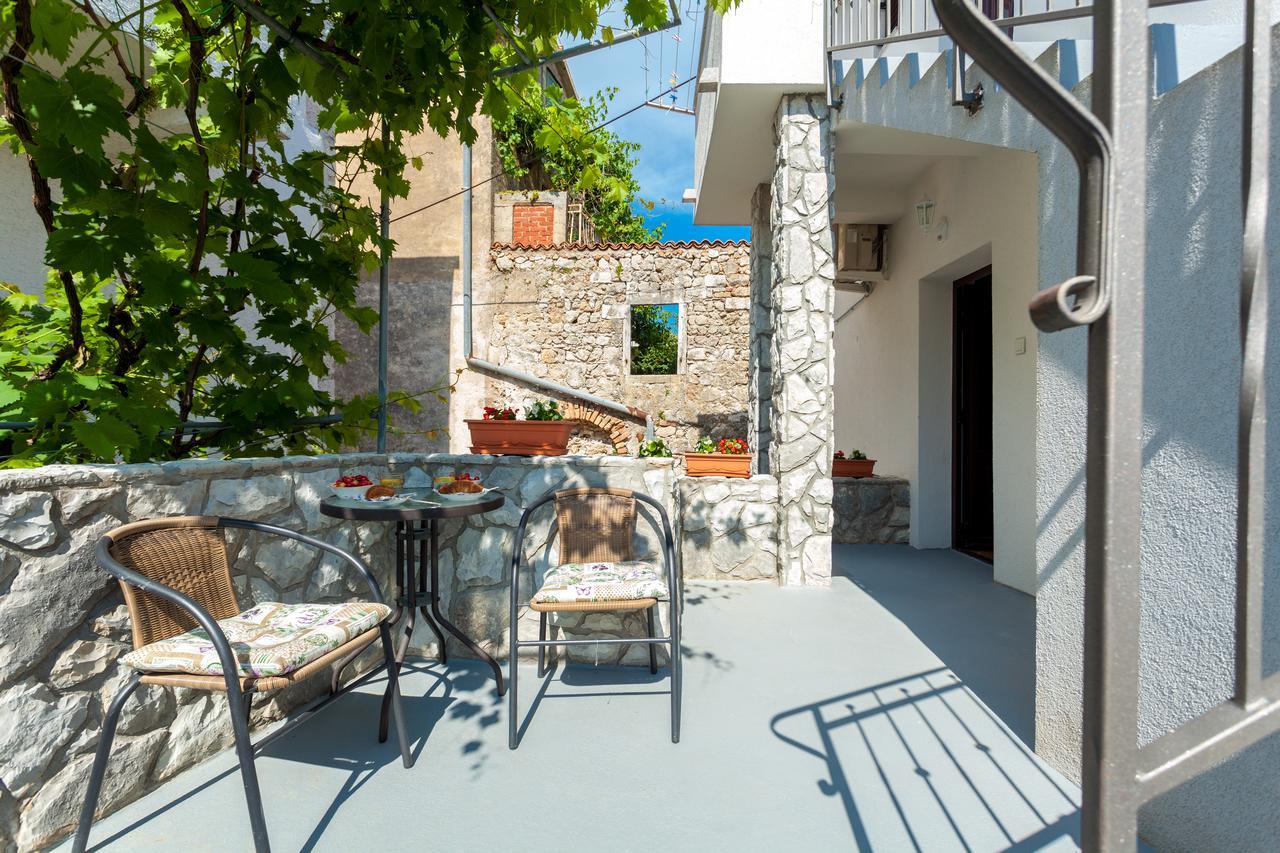 Apartment Placido Krk Krk Town Εξωτερικό φωτογραφία