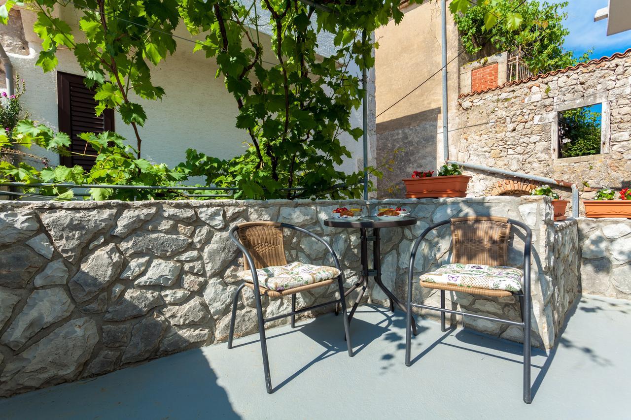 Apartment Placido Krk Krk Town Εξωτερικό φωτογραφία